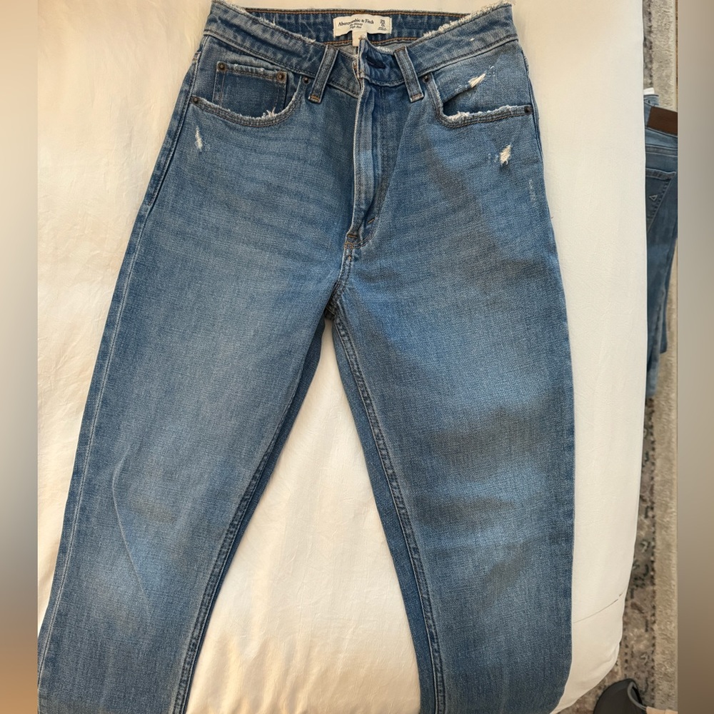Abercrombie curve love brand new size 25